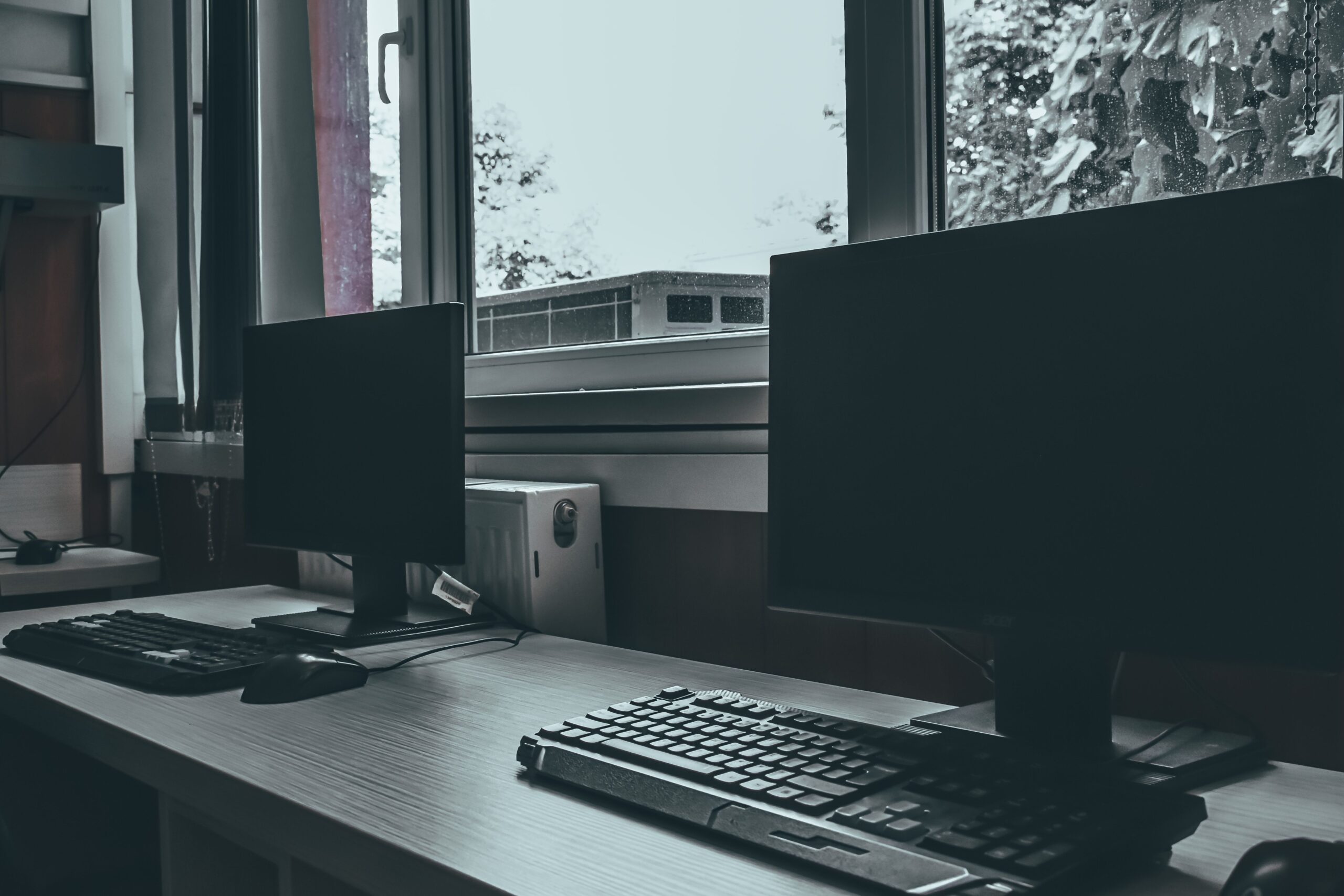 monitor-3.jpg