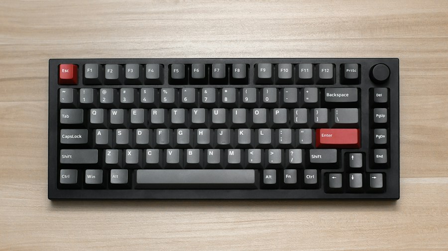 エレコム V-custom VK310S ゲーミングキーボードの紹介イメージ